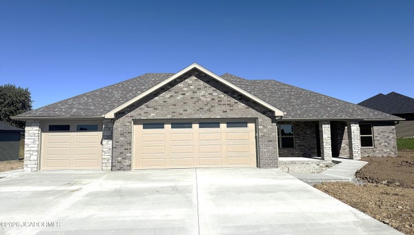 ADDRESS PRIVATE, HOLTS SUMMIT, MO  - Image e14666db2eb914e7acd7c86f8ca12aae/3237574972