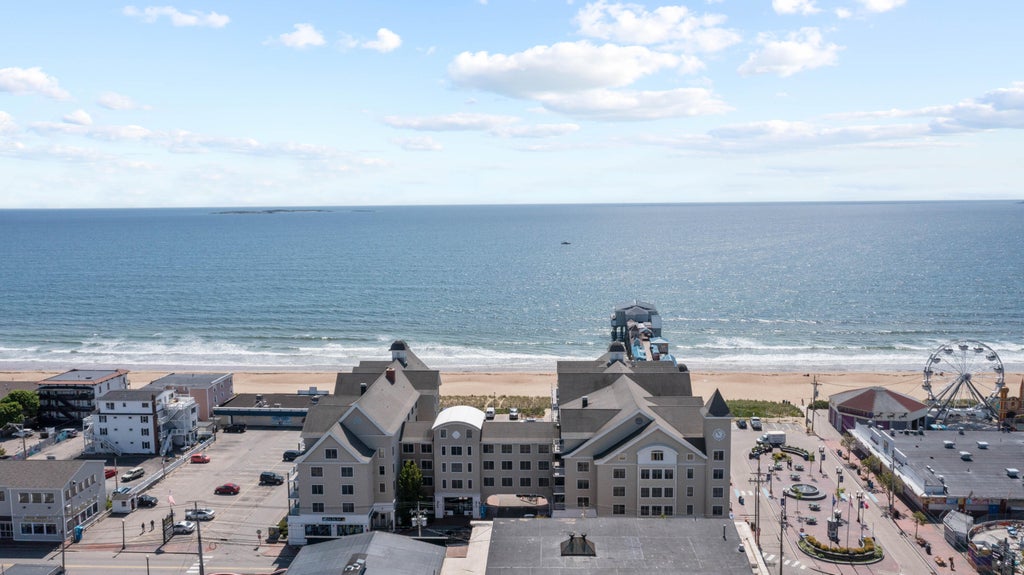 Photo of 1 E Grand Avenue #200, Old Orchard Beach, ME 04064 (MLS # 1686262)