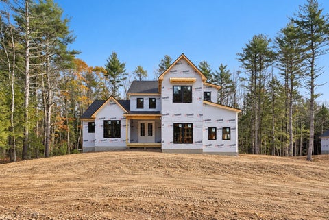 Photo of 4 Dogwood Circle, Kennebunk, ME 04043 (MLS # 1685575)