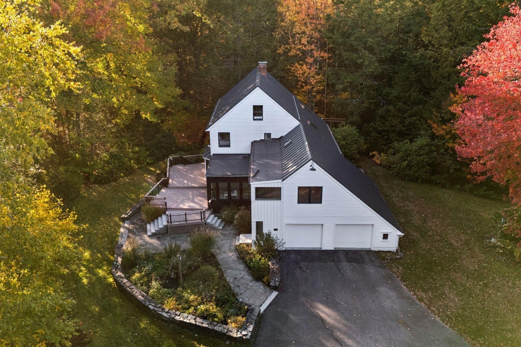 Photo of 14 Pine Ridge Road, Cumberland, ME 04110 (MLS # 1684819)
