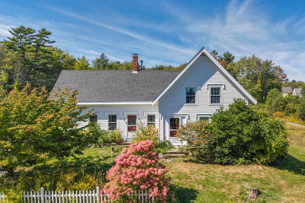 Photo of 661 Bremen Road, Waldoboro, ME 04572 (MLS # 1683869)