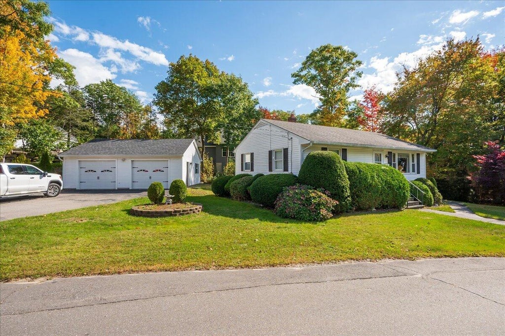 Photo of 21 Kenney Field Drive, Boothbay Harbor, ME 04538 (MLS # 1683917)