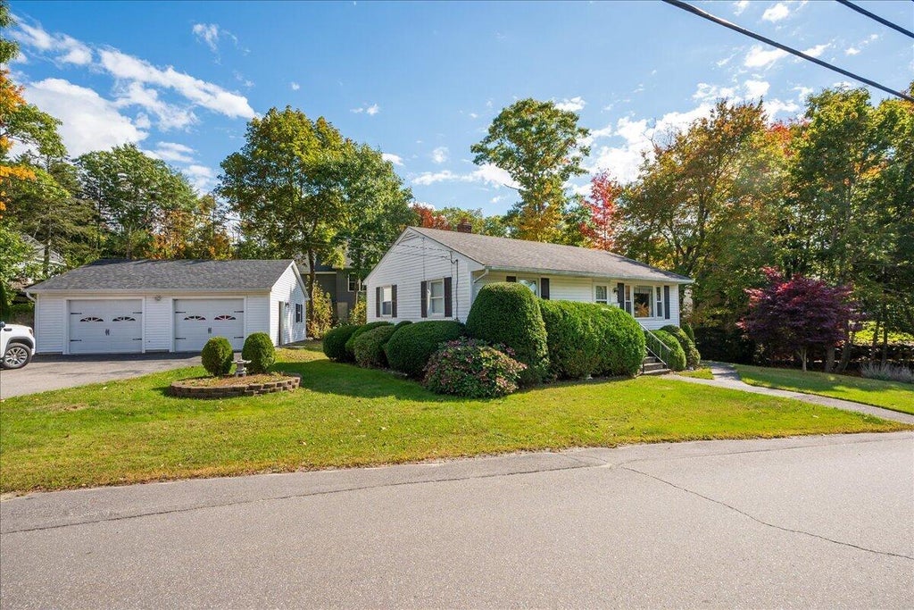 Photo of 21 Kenney Field Drive, Boothbay Harbor, ME 04538 (MLS # 1683917)