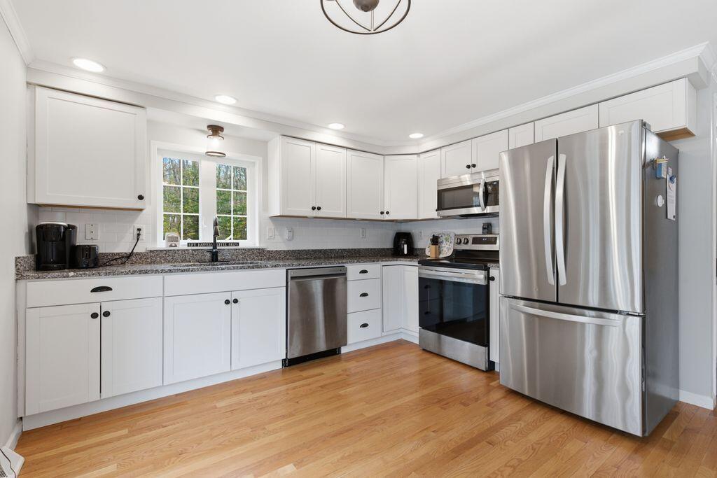 Photo of 304 Vagabond Street, Scarborough, ME 04074 (MLS # 1663389)