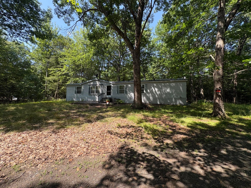 Photo of 32 Faiths Way, Fairfield, ME 04937 (MLS # 1677596)