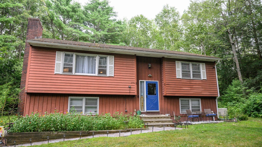 Photo of 63 Mallett Drive, Topsham, ME 04086 (MLS # 1685159)