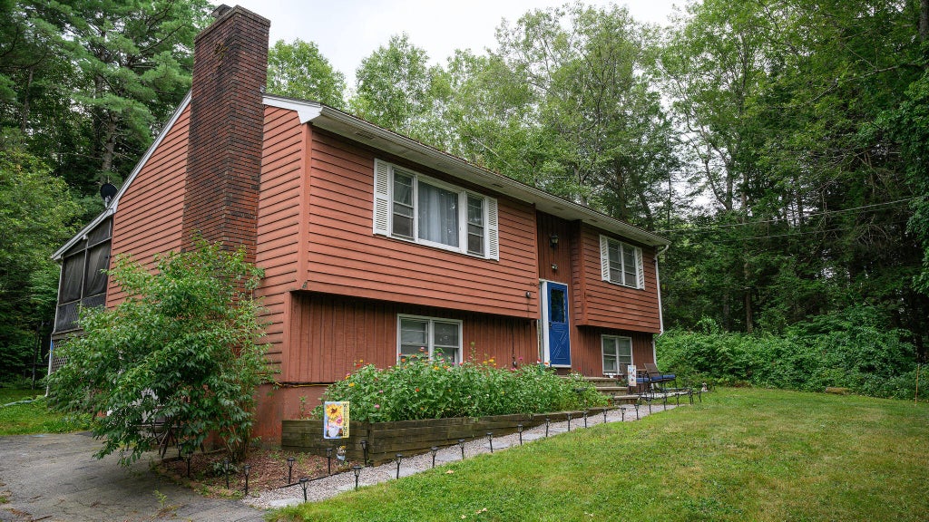 Photo of 63 Mallett Drive, Topsham, ME 04086 (MLS # 1685159)