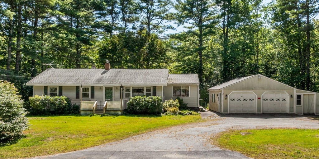 Photo of 81 Back Meadow Road, Damariscotta, ME 04543 (MLS # 1681170)