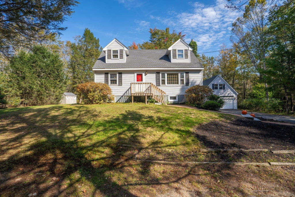 Photo of 44 Ridge View Drive, Standish, ME 04084 (MLS # 1684102)