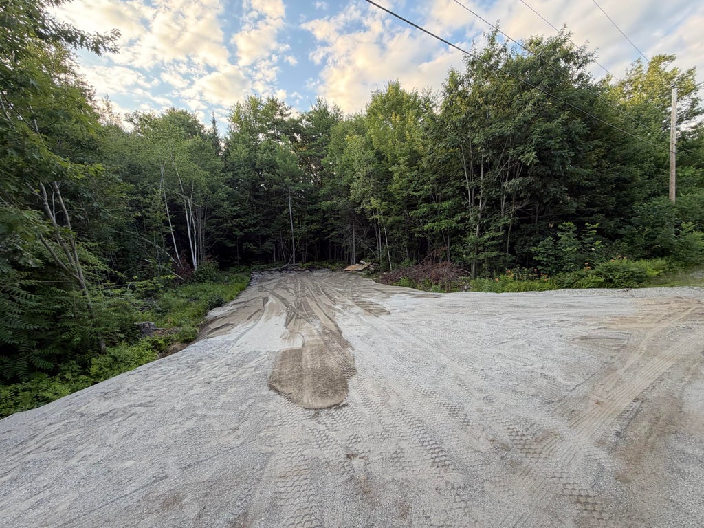 Photo of 60 Old Portland Road, Auburn, ME 04210 (MLS # 1686177)