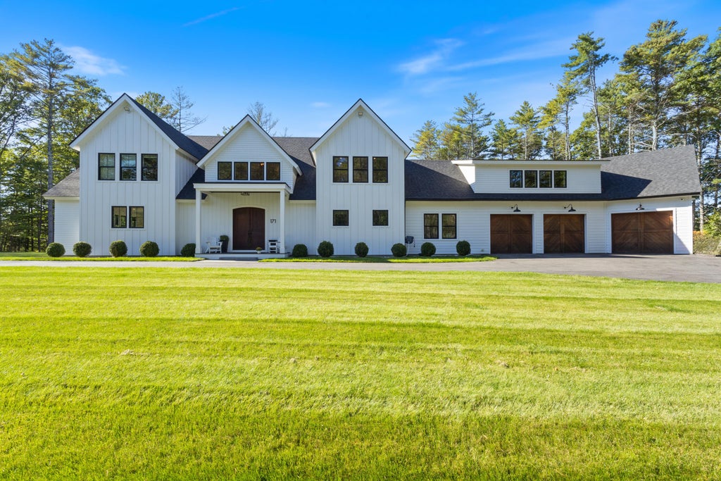Photo of 171 High Winds Drive, Yarmouth, ME 04096 (MLS # 1685142)