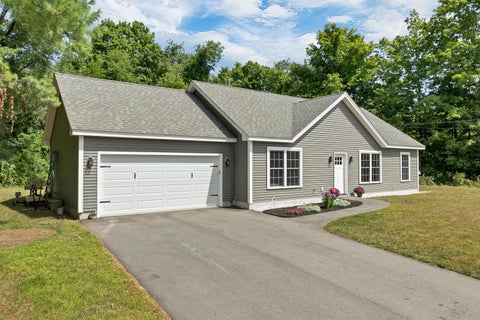 Photo of 562 Pickering Road, Rochester, NH 03867 (MLS # 1686026)