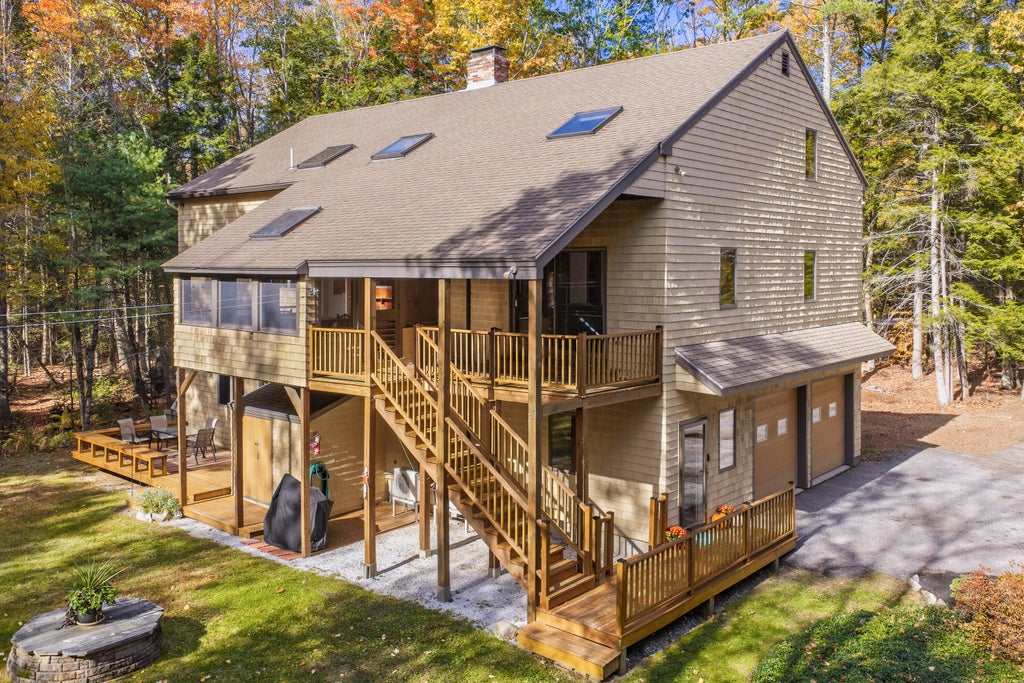 Photo of 158 Range Road, Cumberland, ME 04021 (MLS # 1685214)