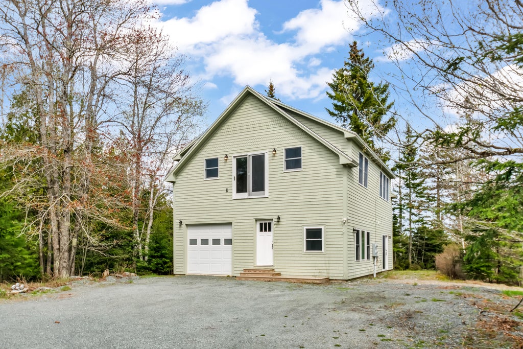 Photo of 39 Needles Eye Road, Lamoine, ME 04605 (MLS # 1659068)
