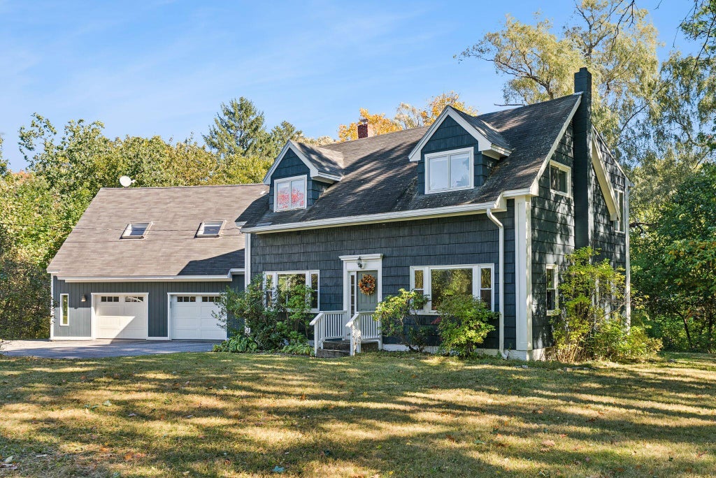 Photo of 48 W Kidder Street, Portland, ME 04103 (MLS # 1683558)