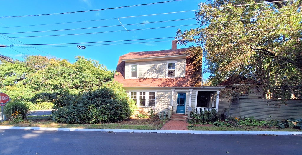 Photo of 178 Davis Avenue, Auburn, ME 04210 (MLS # 1679605)