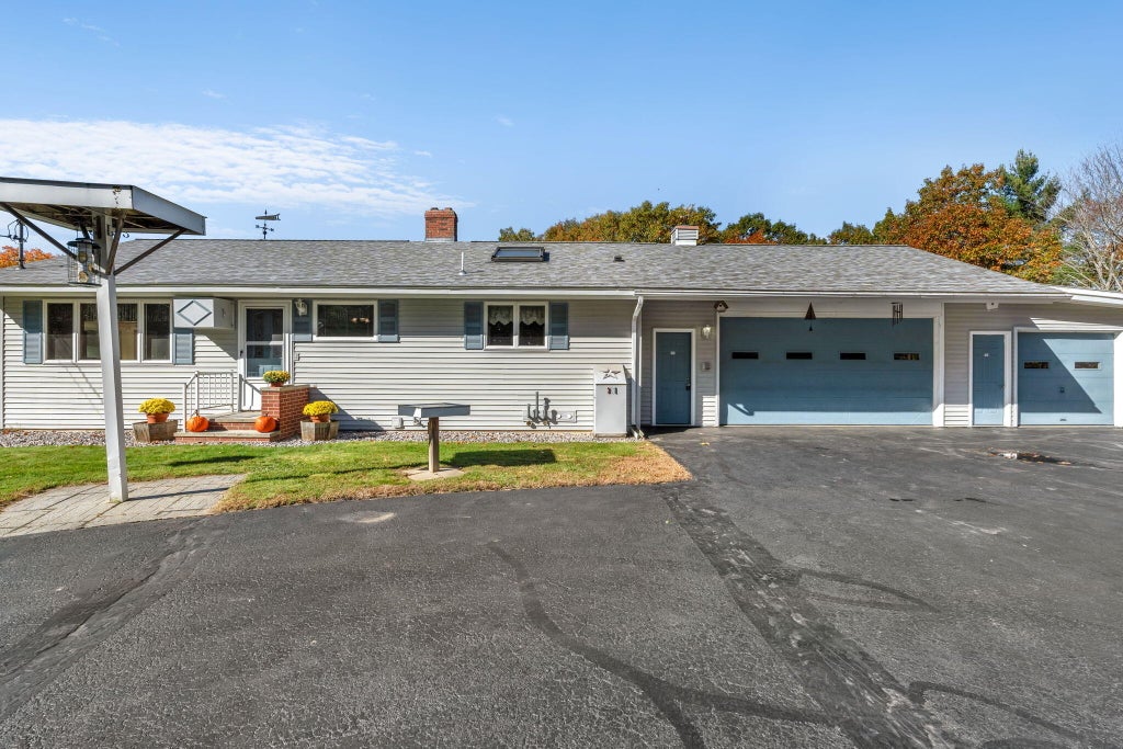 Photo of 301 Ferry Road, Lewiston, ME 04240 (MLS # 1685374)