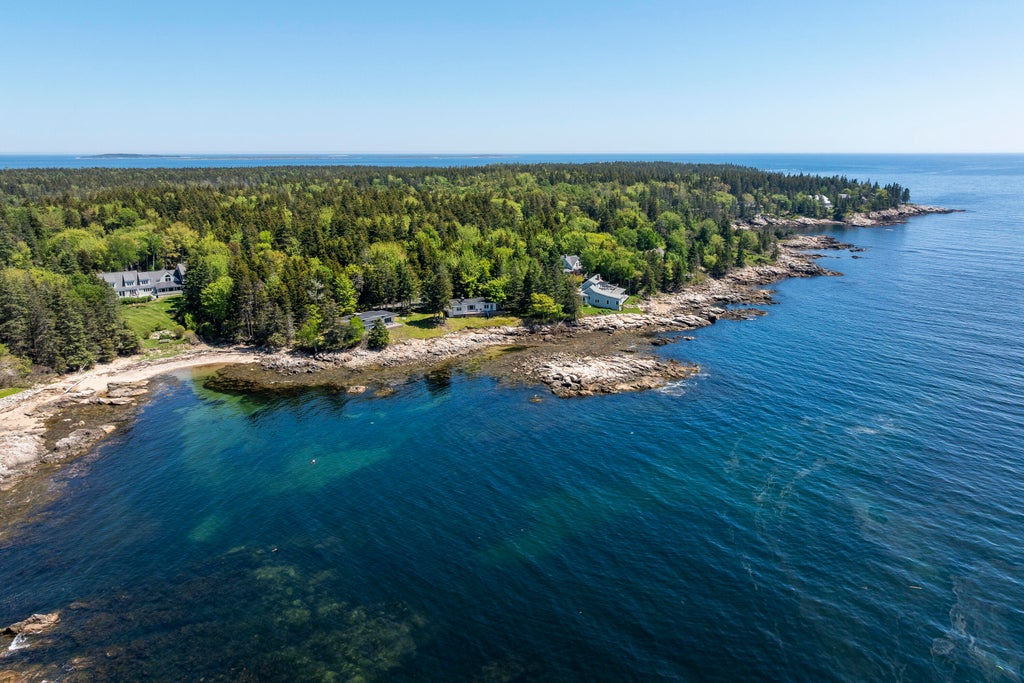 Photo of 825 Hendricks Hill Road, Southport, ME 04576 (MLS # 1667341)