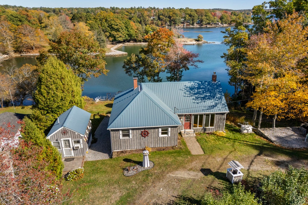 Photo of 4 Crest Avenue, Boothbay Harbor, ME 04538 (MLS # 1685140)