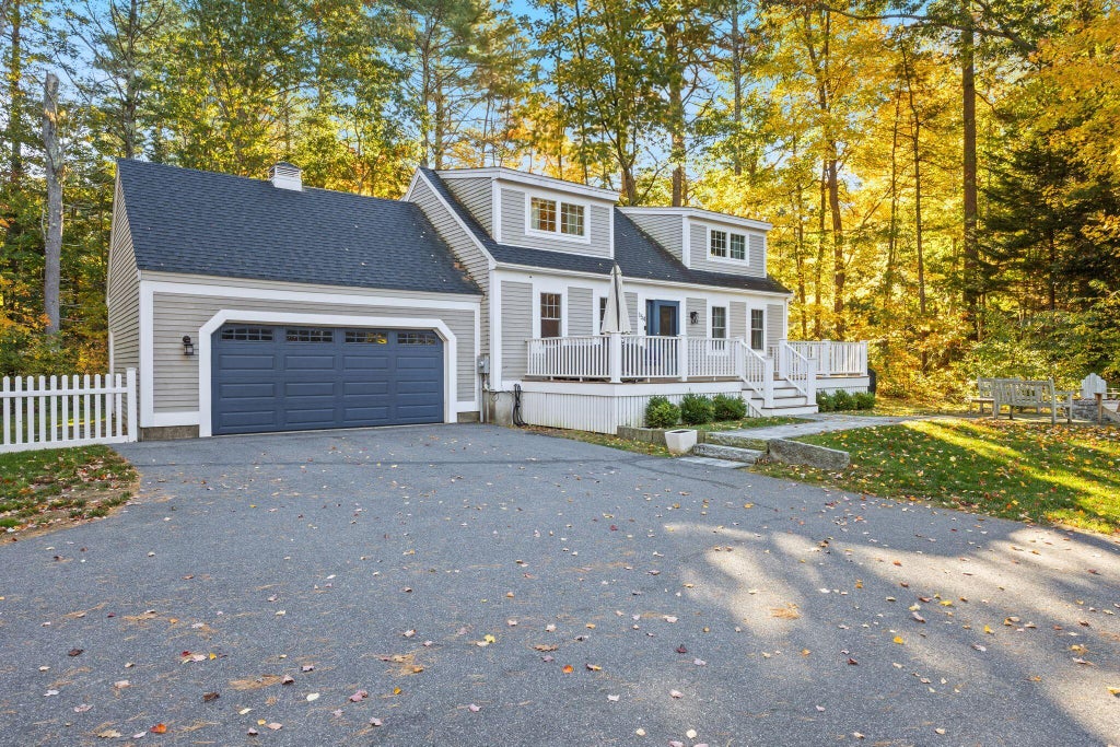 Photo of 154 Sea Road, Kennebunk, ME 04043 (MLS # 1684955)