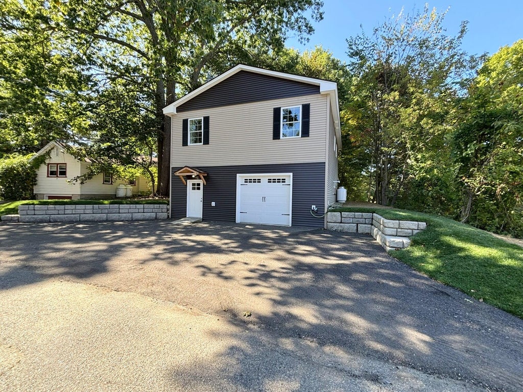 Photo of 33 Pearl Street, Lewiston, ME 04240 (MLS # 1682807)