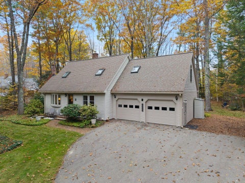 Photo of 5 Mill Stream Lane, South Berwick, ME 03908 (MLS # 1686046)