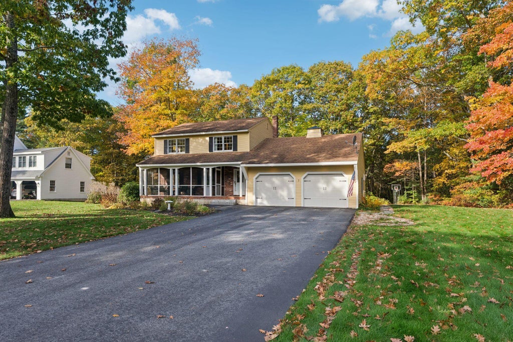 Photo of 7 Mere Lane, Kennebunk, ME 04043 (MLS # 1684070)