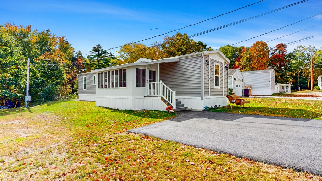 Photo of 20 Hawthorn Drive, Norway, ME 04268 (MLS # 1684027)