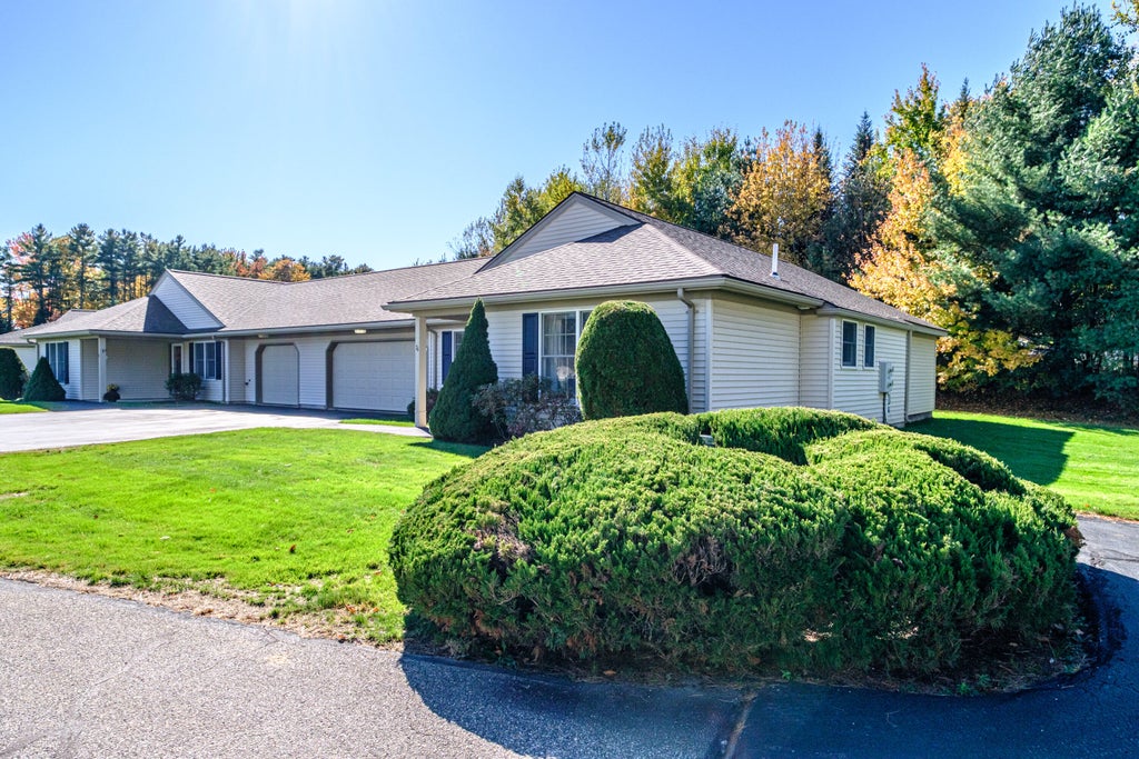Photo of 76 Atrium Way #76, Scarborough, ME 04074 (MLS # 1685163)
