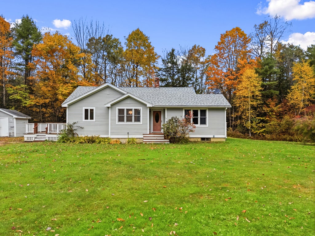 Photo of 70 Glenview Road, Freeport, ME 04032 (MLS # 1685153)
