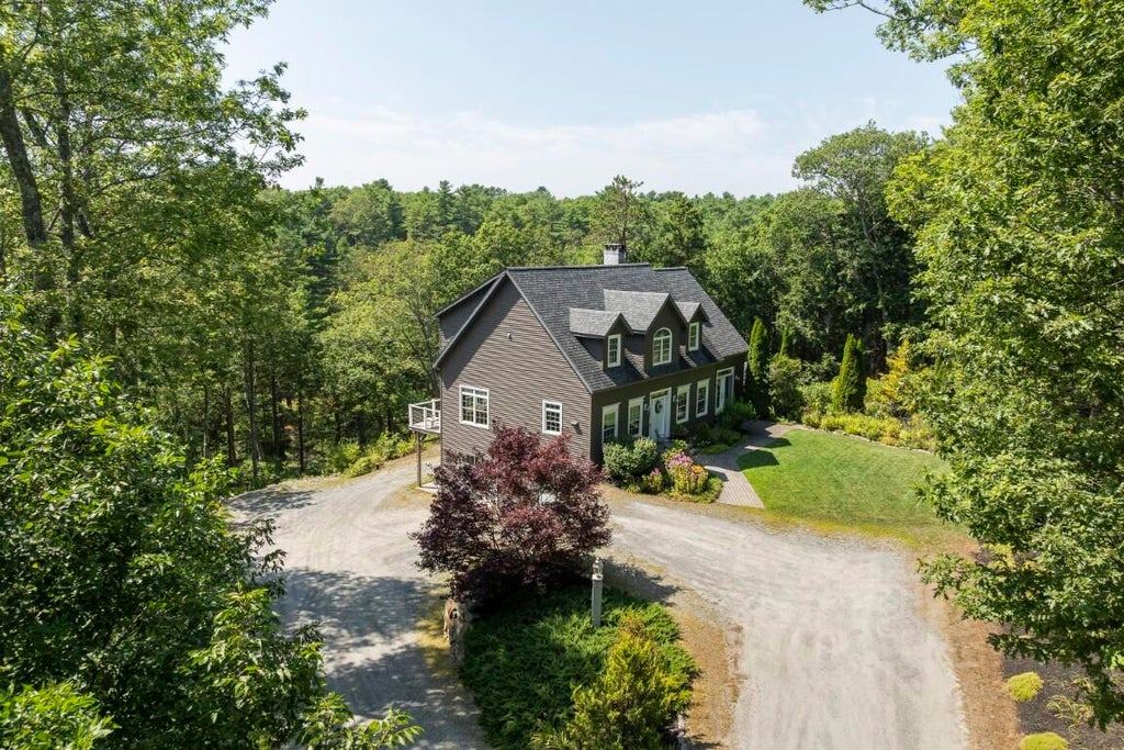 Photo of 29 Wiscasset Road, Boothbay, ME 04537 (MLS # 1679992)