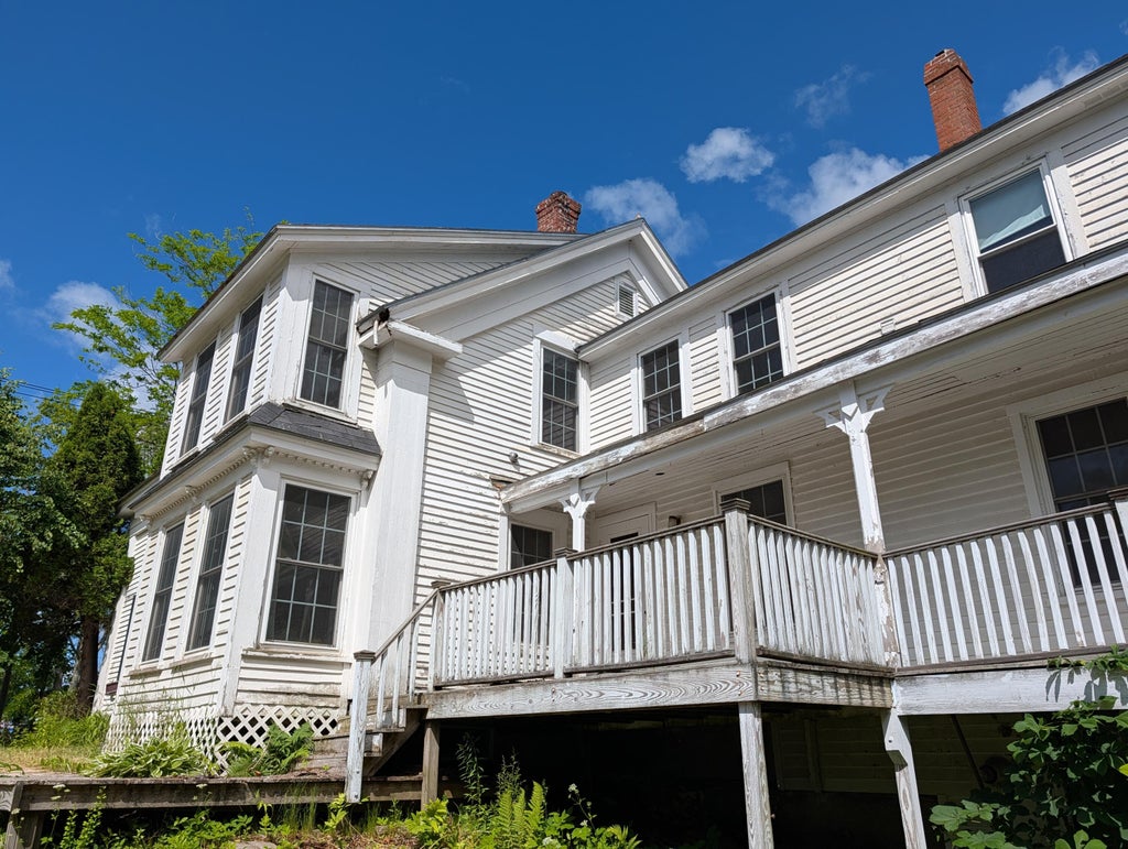 Photo of 259 High Street, Belfast, ME 04915 (MLS # 1668162)