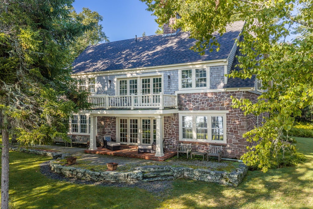 Photo of 1621 Turtle Head Road, Islesboro, ME 04848 (MLS # 1685528)
