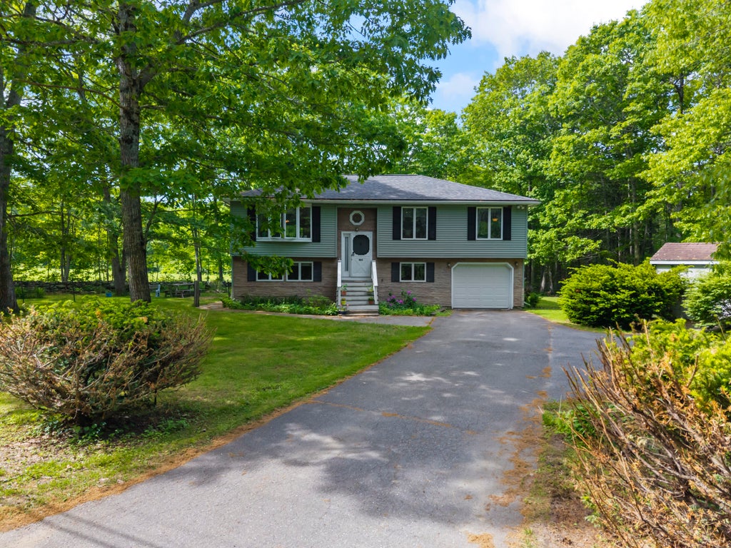 Photo of 863 Finntown Road, Warren, ME 04864 (MLS # 1666164)
