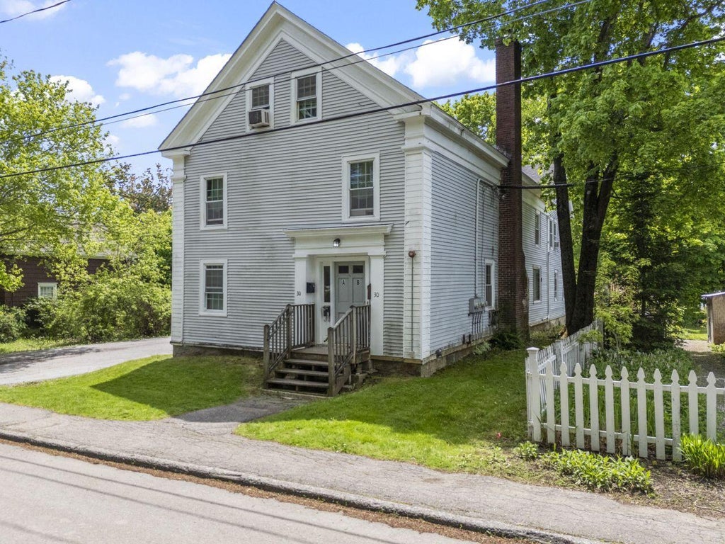 Photo of 30 Chestnut Street, Rockland, ME 04841 (MLS # 1664832)