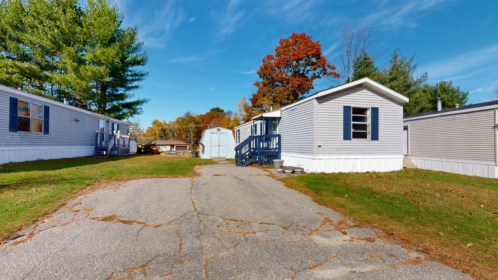 Photo of 9 Autumn Lane, Lewiston, ME 04240 (MLS # 1685278)