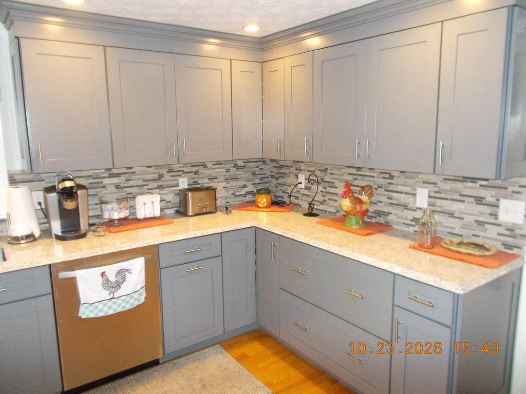 Photo of 28 Hillview Avenue, Saco, ME 04072 (MLS # 1685570)