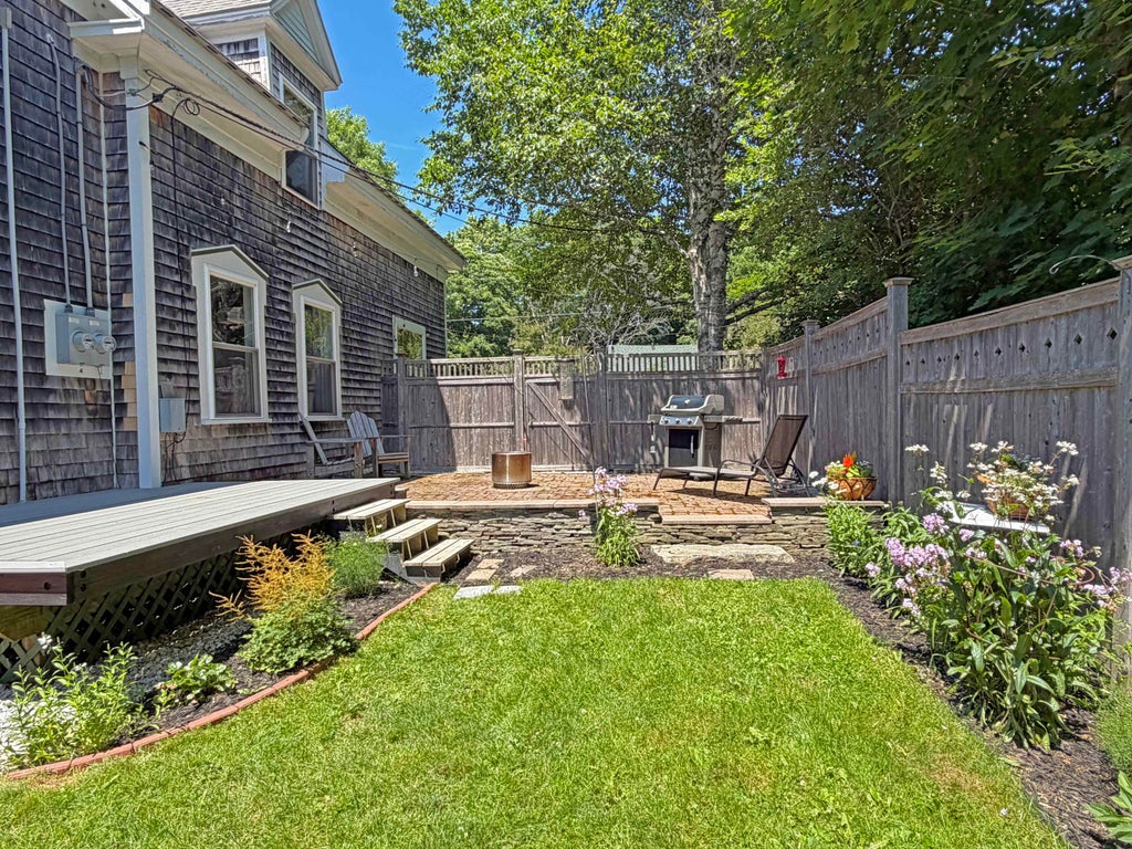 Photo of 9 Laurel Street, Ellsworth, ME 04605 (MLS # 1673610)