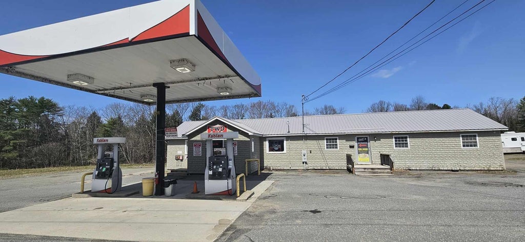 Photo of 416 Canaan Road, Skowhegan, ME 04976 (MLS # 1682885)