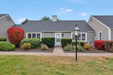 Photo of 15 Colonial Way #15, Auburn, ME 04210 (MLS # 1685942)