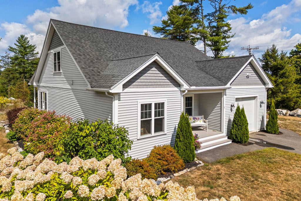 Photo of 1 Captain's Way, Southport, ME 04576 (MLS # 1680260)