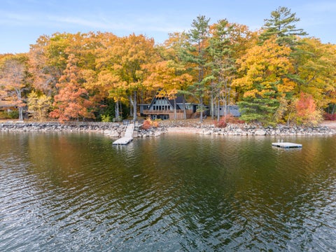 Photo of 13 Sandlake Drive, Raymond, ME 04071 (MLS # 1685597)