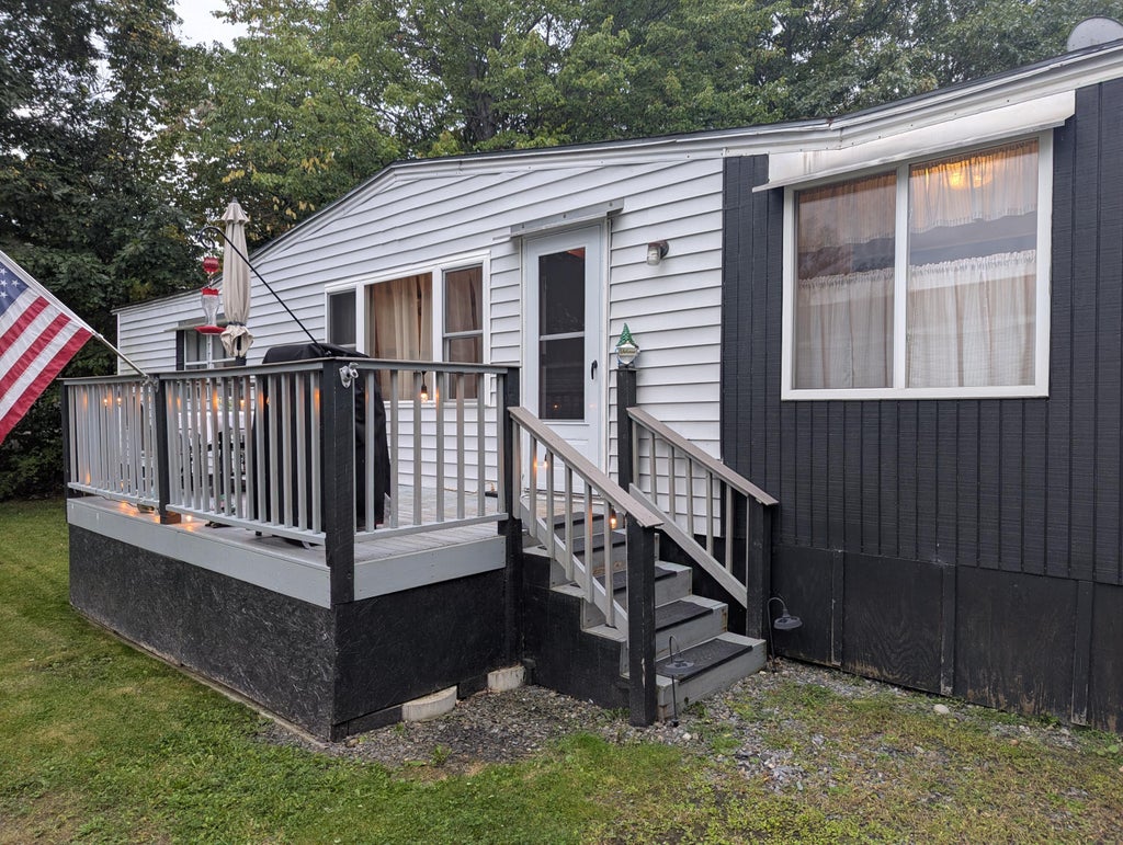 Photo of 5 Victoria Drive, Waterville, ME 04901 (MLS # 1681381)