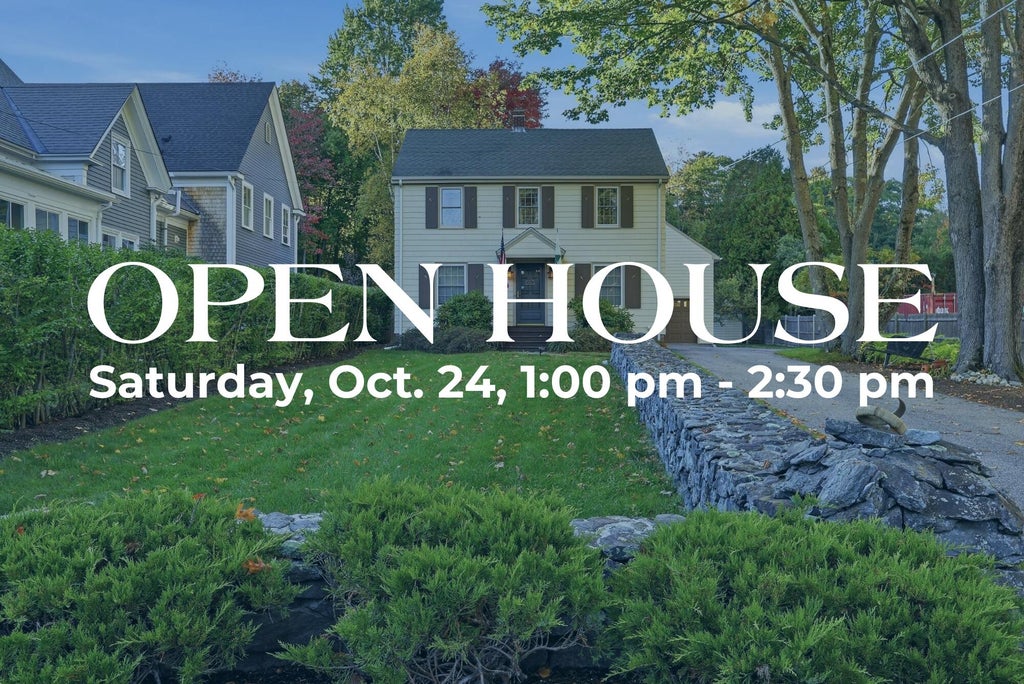 Photo of 284 Foreside Road, Falmouth, ME 04105 (MLS # 1682798)