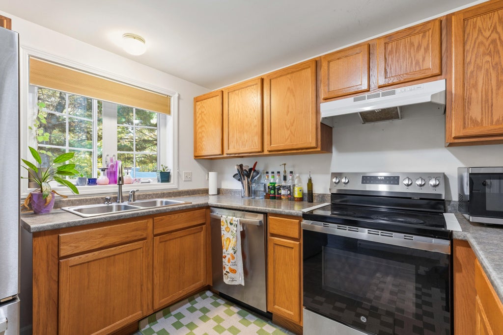 Photo of 51 Carriage Lane #B, Portland, ME 04103 (MLS # 1683774)