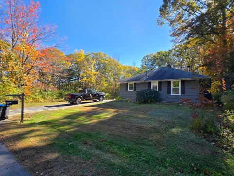 Photo of 11 Pine Road, Falmouth, ME 04105 (MLS # 1686010)