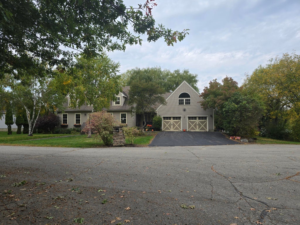 Photo of 12 Hickory Court, Brewer, ME 04412 (MLS # 1683101)