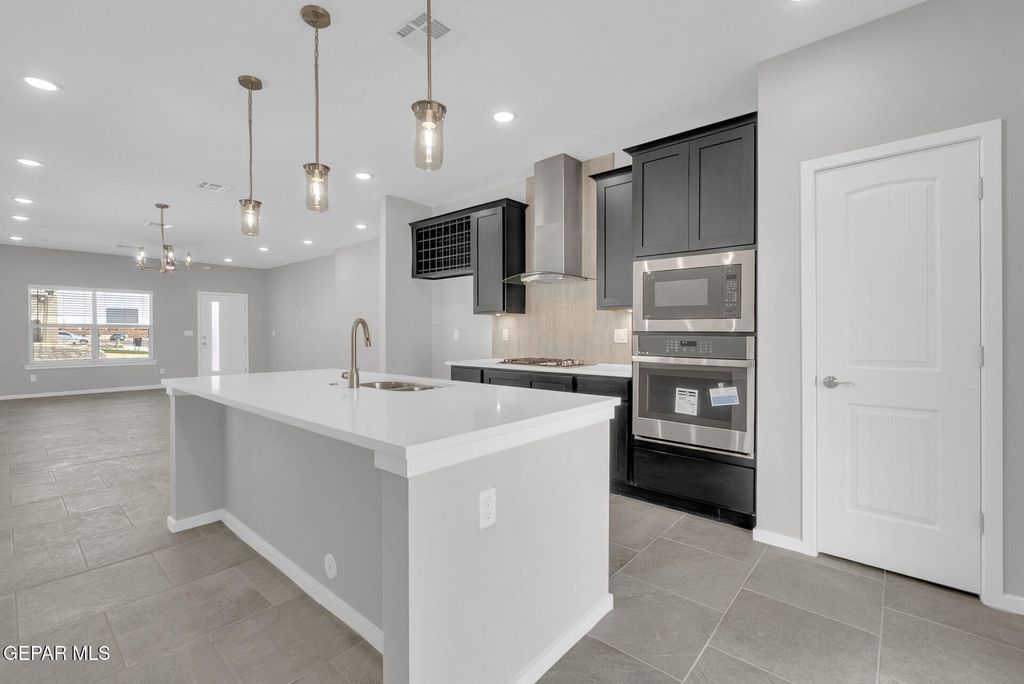 Photo of 12161 Sanaa Drive, El Paso, TX 79934 (MLS # 940350)