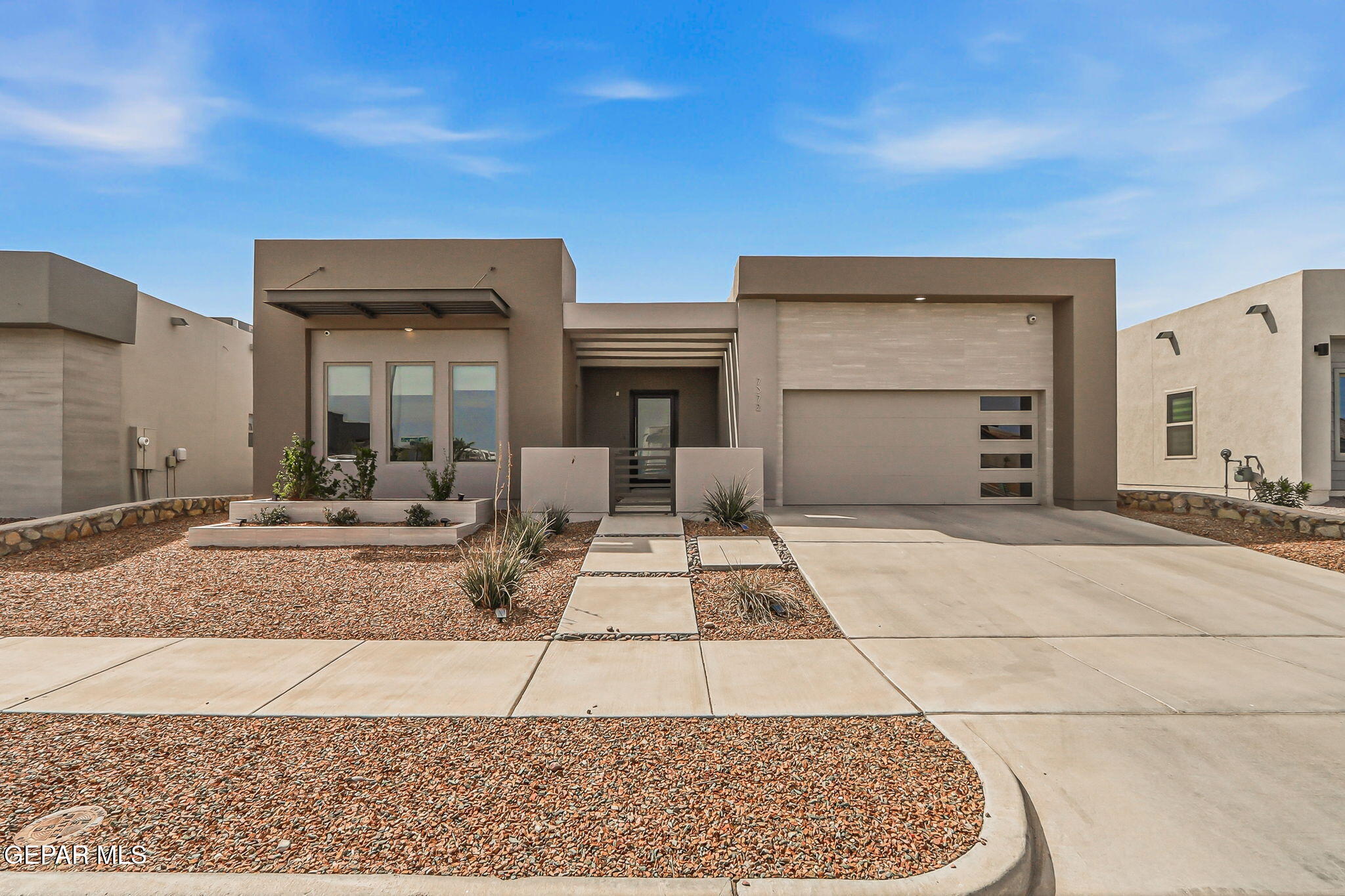 7372 MULE TEAM Drive