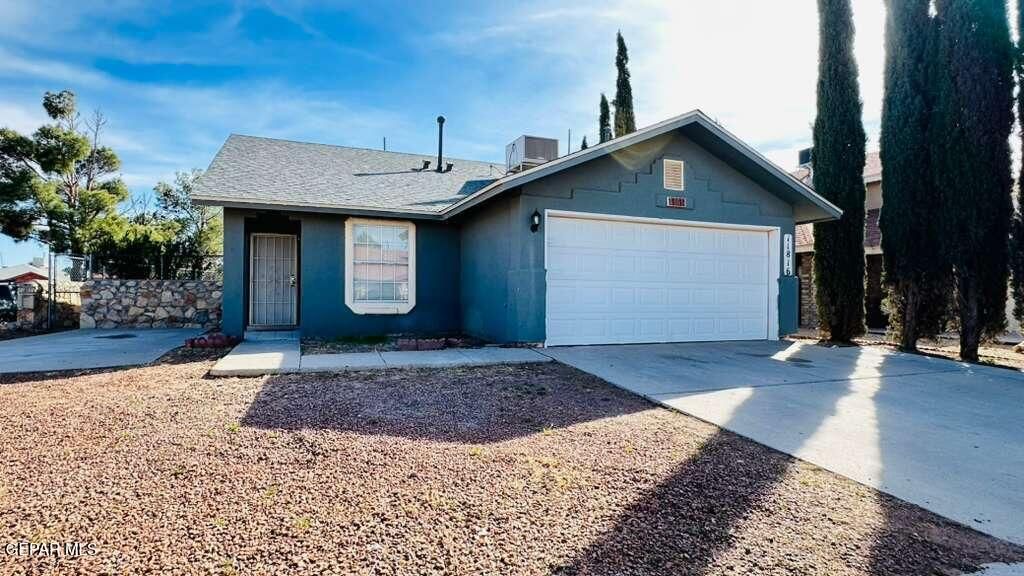 Photo of 11816 OXCART RUN Street, El Paso, TX 79936 (MLS # 939211)